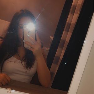 Meet your Posher, Kelly